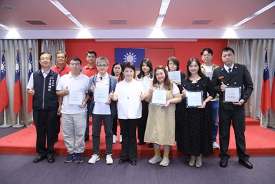 臺中市政府114年度獎勵廉潔楷模表揚-與市長大合照1_0